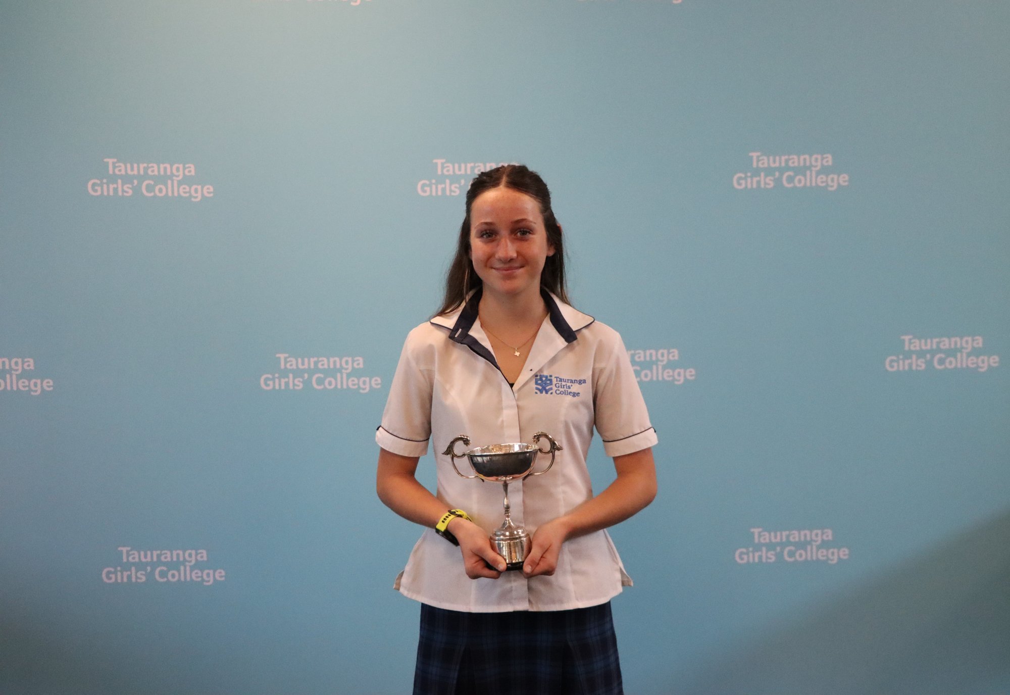 Tessa-Baxter--Christine-Eagles-Trophy--Jnr-Athletics-Champ.JPG Tessa-Baxter--Christine-Eagles-Trophy--Jnr-Athletics-Champ.JPG