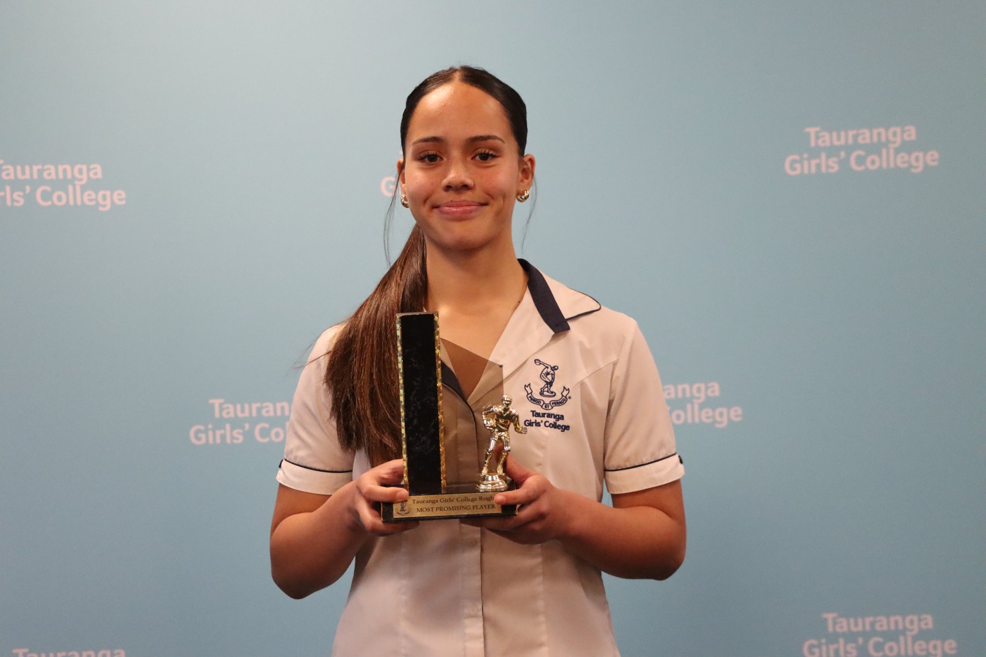 Lyvana-Edmonds--Rugby--Most-Promising-Player.JPG Lyvana-Edmonds--Rugby--Most-Promising-Player.JPG